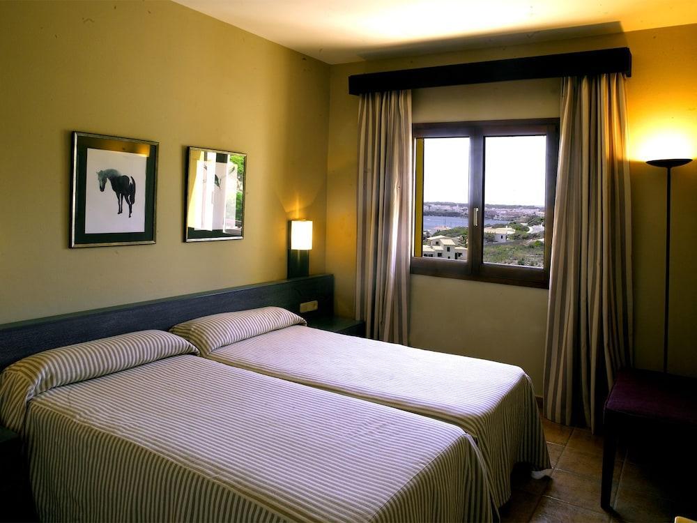 Calallonga Hotel Menorca Mahón Dış mekan fotoğraf