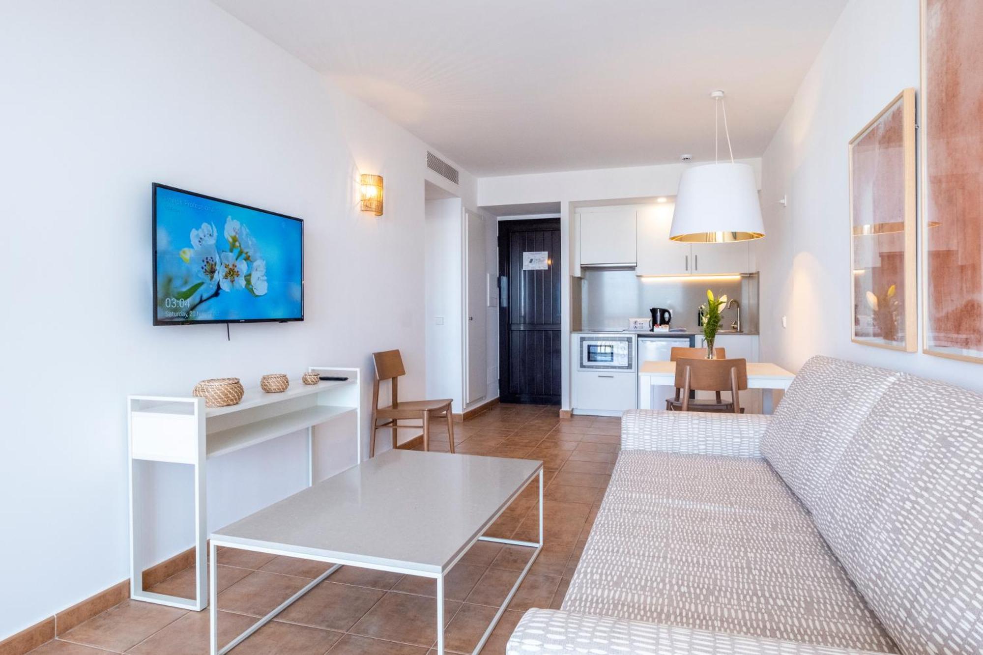 Calallonga Hotel Menorca Mahón Dış mekan fotoğraf