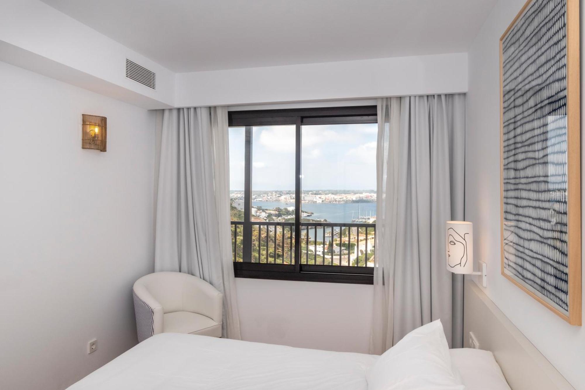 Calallonga Hotel Menorca Mahón Dış mekan fotoğraf